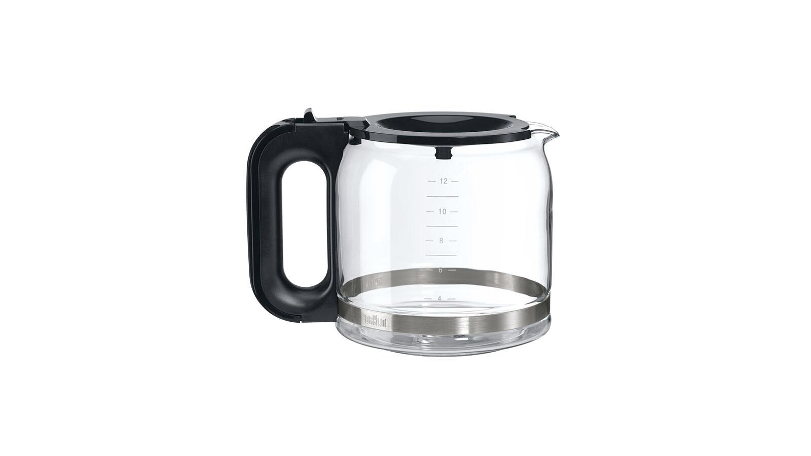 Glaskaffeekanne mit schwarzem Griff und Metallfuß, auf weißem Hintergrund.