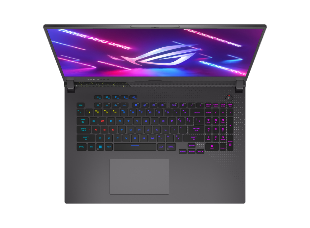 Vista superior de un portátil. Es gris, con el teclado iluminado y la pantalla abierta.