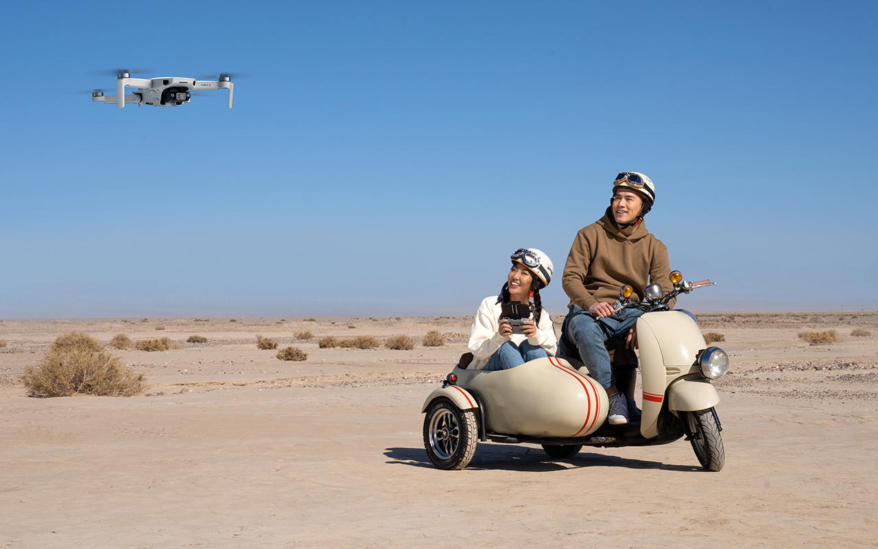 DJI Mini 2 Drohne, Hellgrau