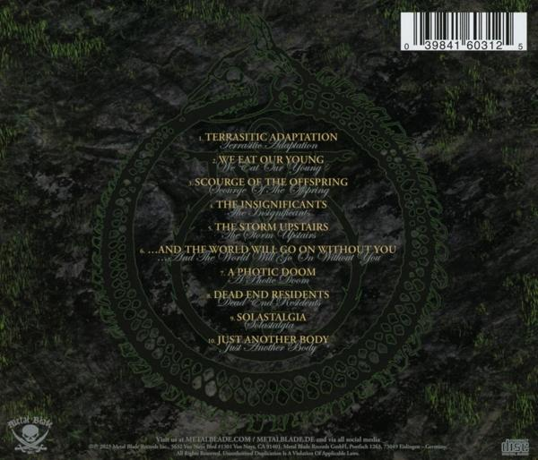 CD-Cover mit Text über eine Band und einer Schlangenillustration, Grün- und Brauntöne.