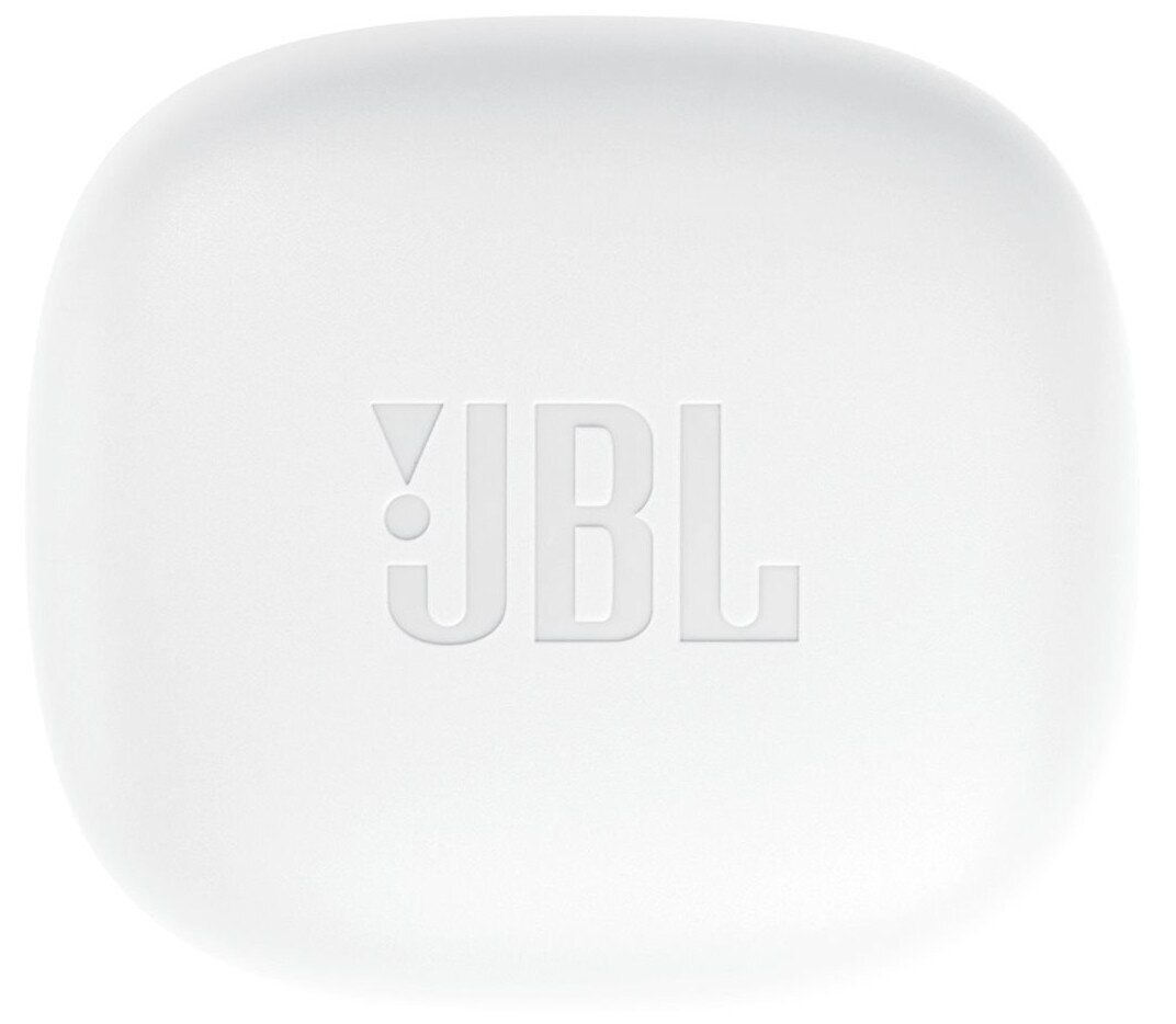 Biały futerał na słuchawki JBL. Logo JBL wytłoczone na górze.