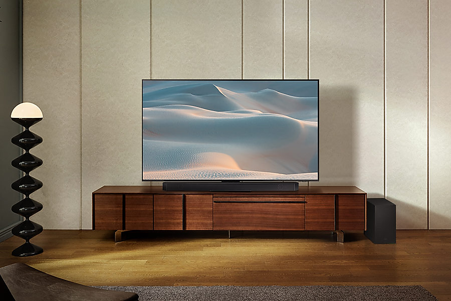 SAMSUNG HW-Q700C/EN 3.1.2 hangprojektor vezeték nélküli mélynyomóval
