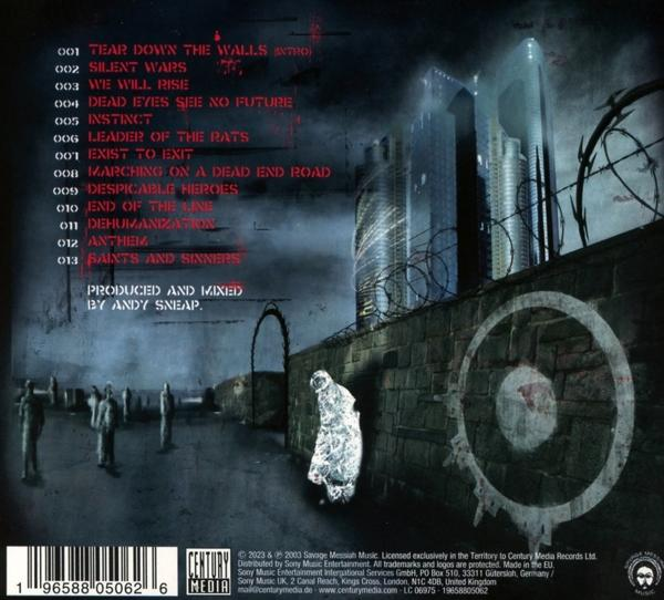 Die Rückseite einer CD mit Bandnamen, Titelliste und einer Illustration einer Stadt.