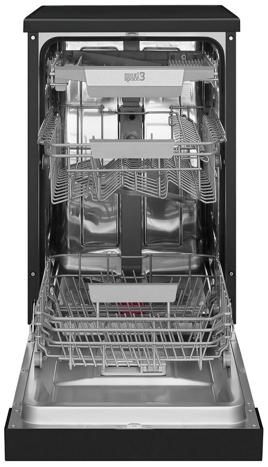 Wnętrze otwartej zmywarki z trzema koszami. Górny kosz ma napis 'maxi space'. Dolny kosz jest otwarty.