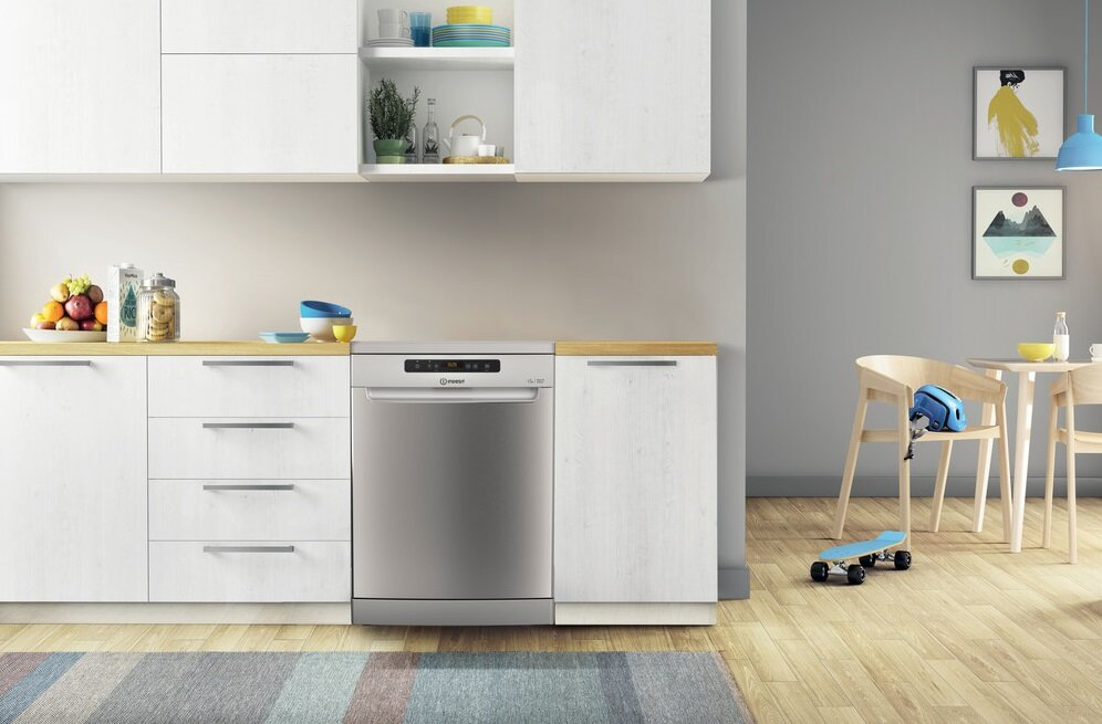 Zmywarka INDESIT DFO 3T133 A F X