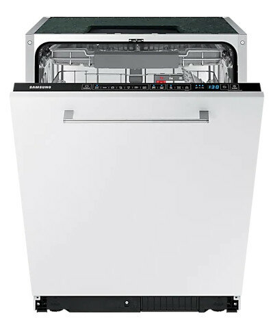 Biała zmywarka z białymi drzwiami i uchwytem, otwarta, z panelem sterowania na górze.