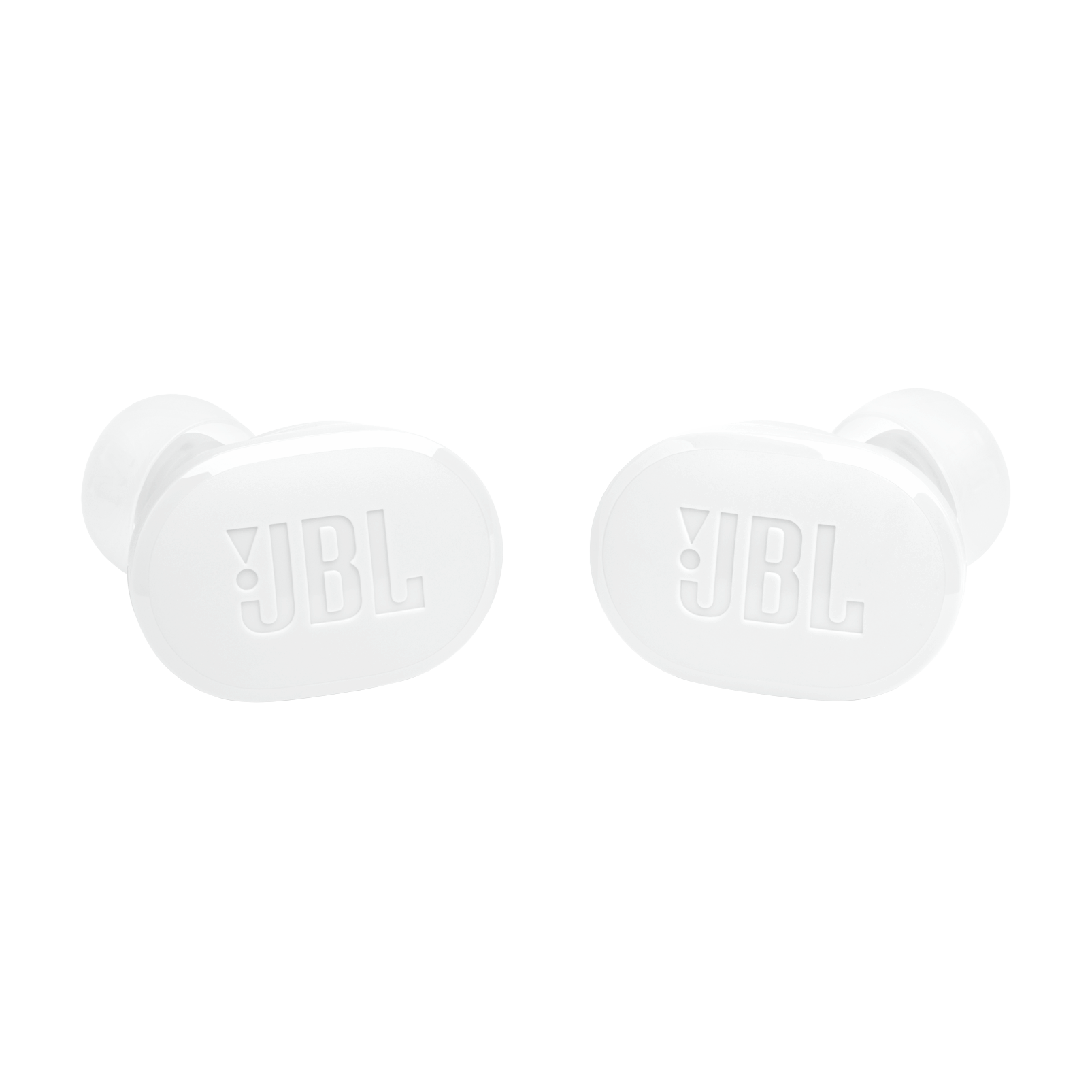 Két fehér JBL vezeték nélküli fülhallgató. A JBL logó mindkét fülhallgatón rajta van. Fekete háttér.