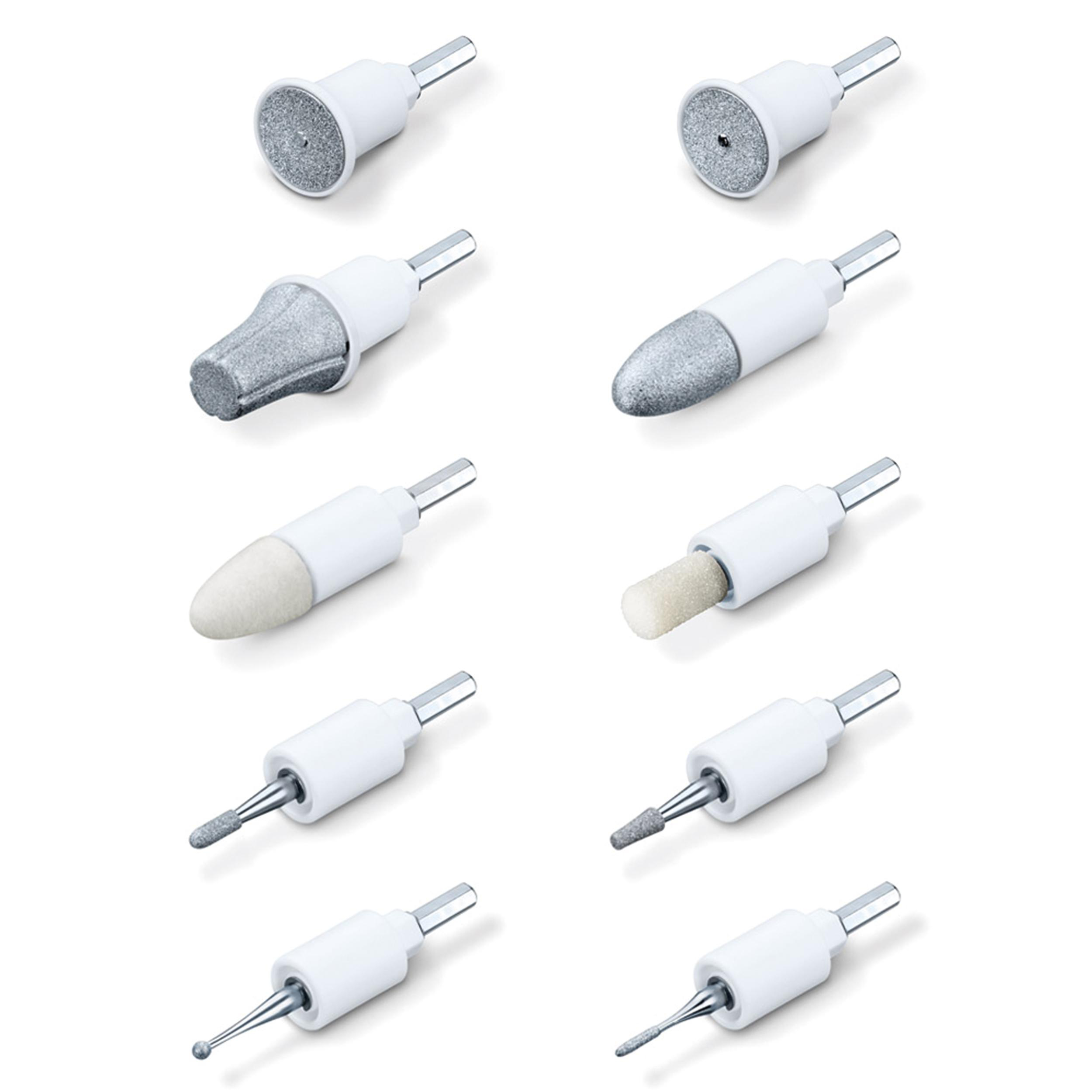 Verschiedene Nagelpflegeaufsätze für ein Maniküre-Set, weiß und metallisch.