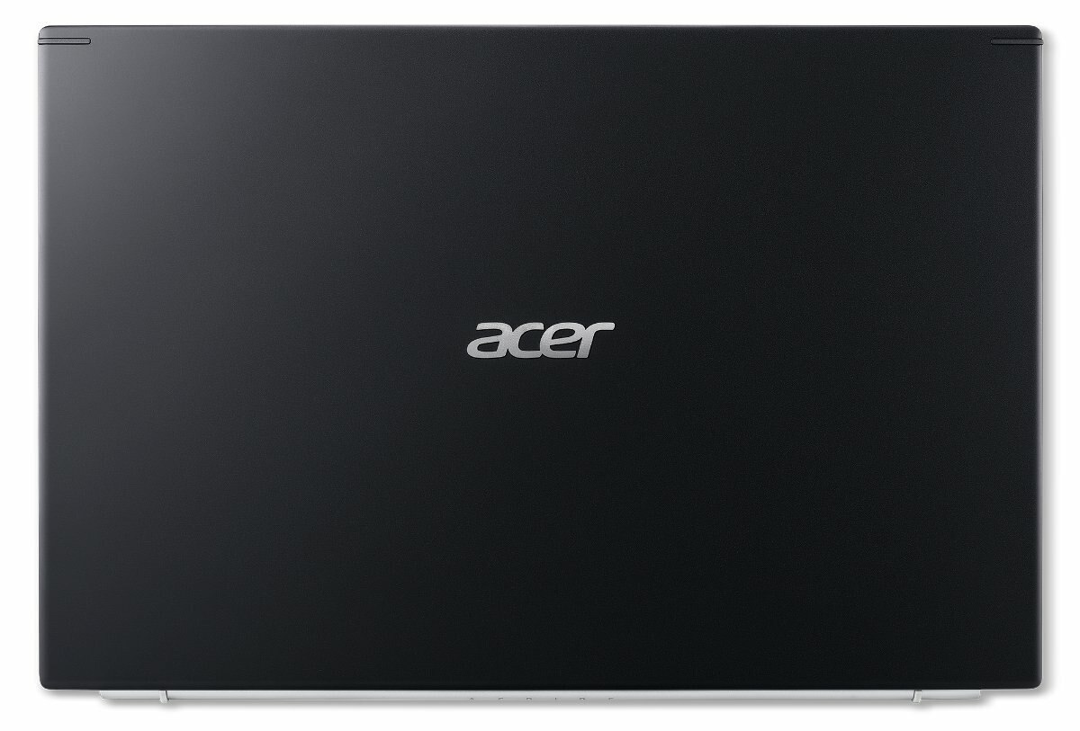 Czarna pokrywa laptopa, logo Acer. Widok z góry, pokazujący zamkniętą pokrywę laptopa.