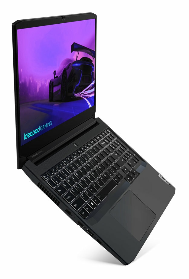 Czarny laptop Lenovo Ideapad Gaming z grą wyścigową na ekranie.