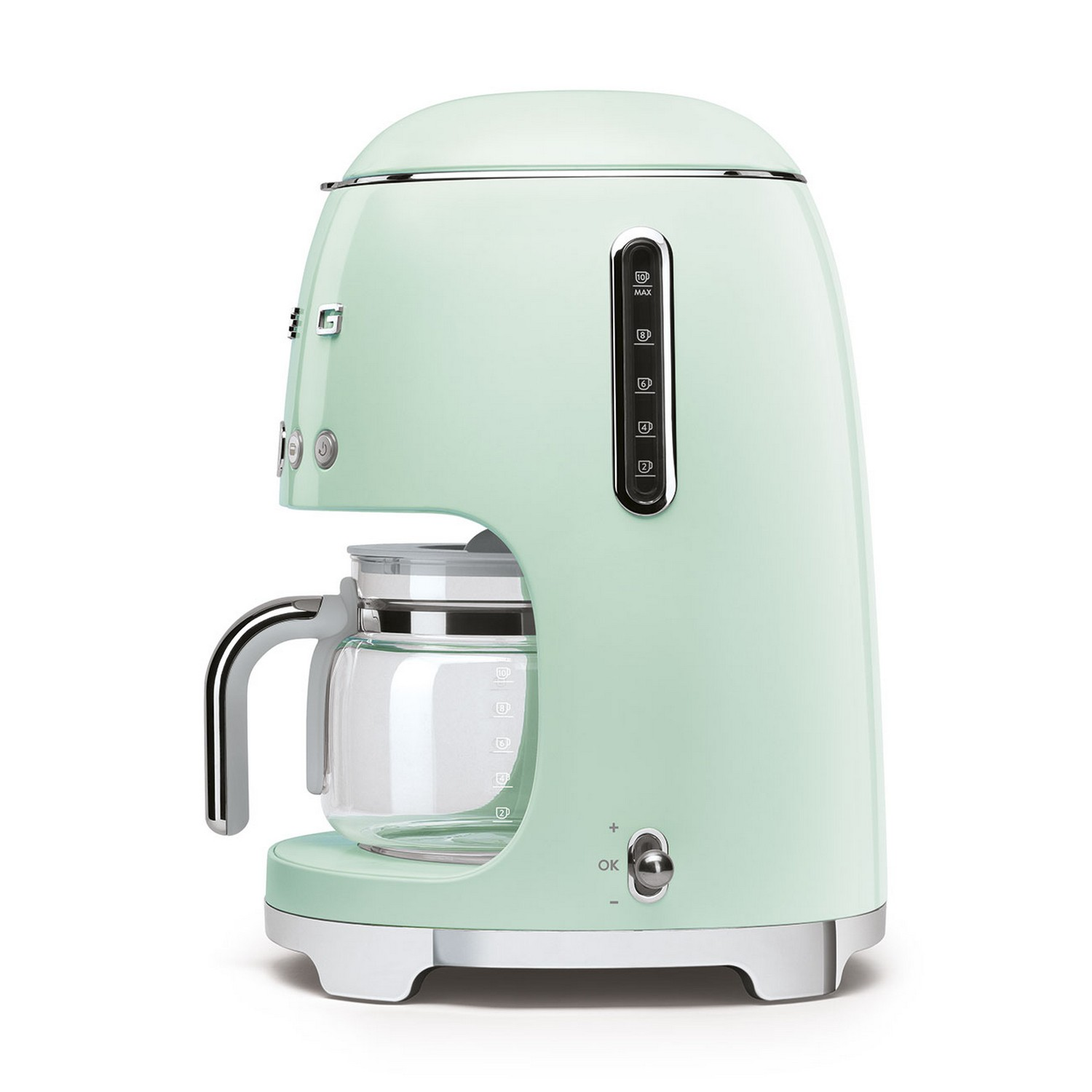 Mintgroene koffiezetapparaat met een glazen kan en zilveren accenten.