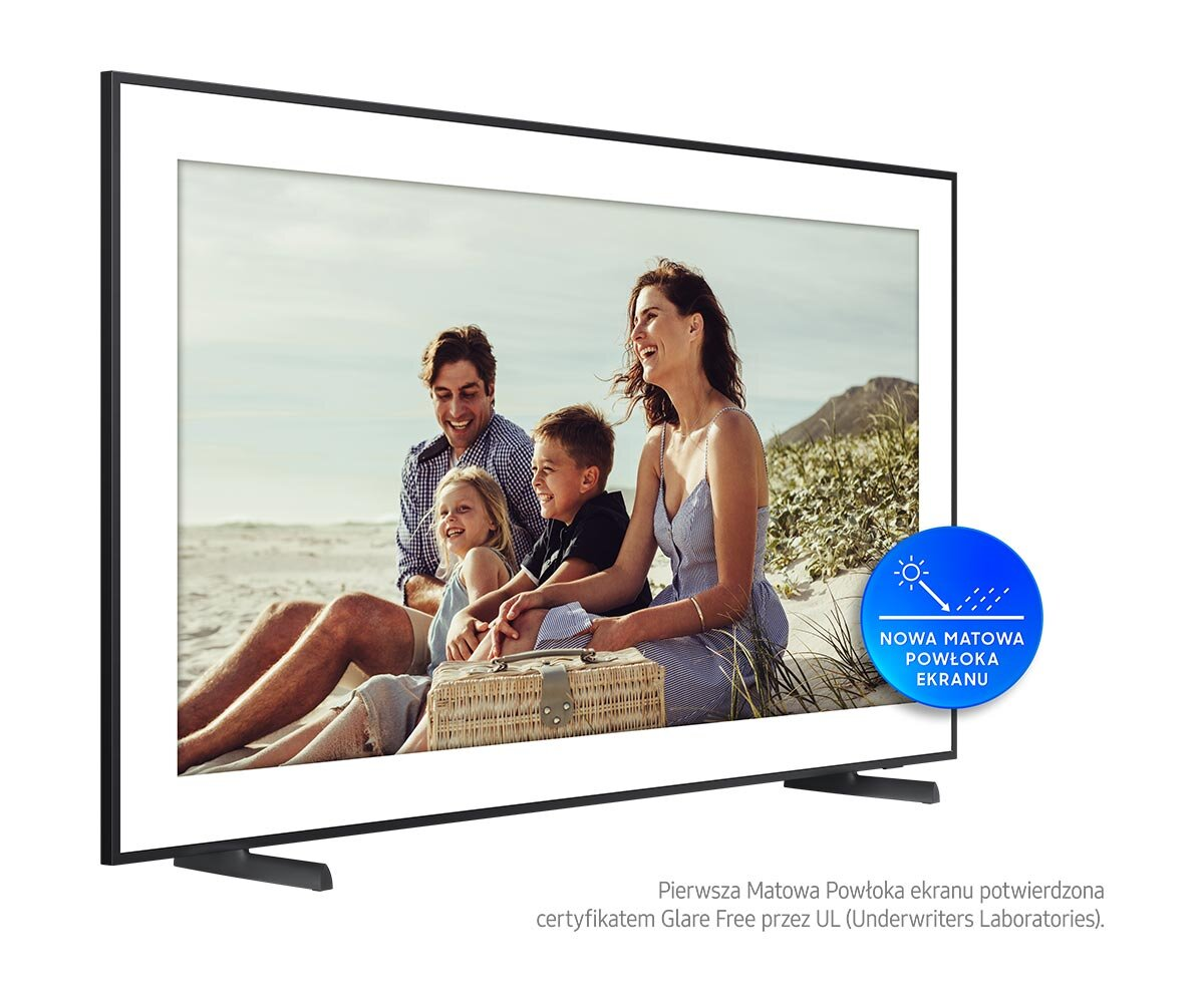 Ekran telewizora ze zdjęciem rodzinnym i niebieskim dymkiem tekstowym.