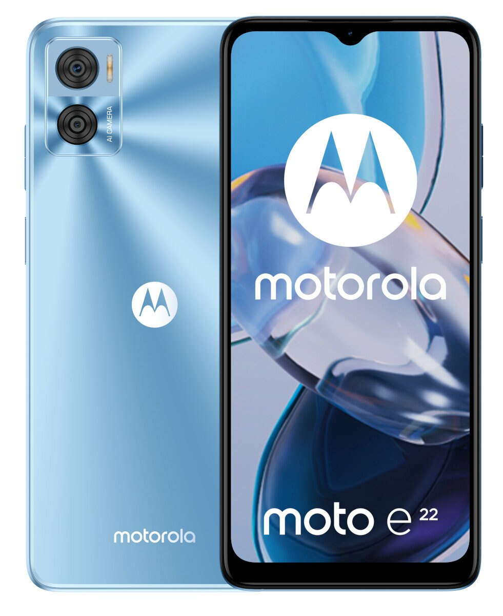 Jasnoniebieski telefon Motorola Moto e22, widok z tyłu i z przodu, z ekranem wyświetlającym tekst i grafikę abstrakcyjną.