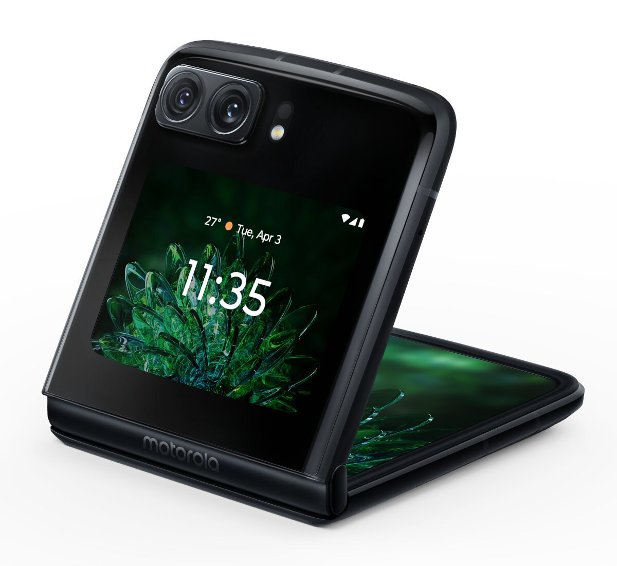 Czarny telefon Motorola Razr, otwarty, pokazujący zielony ekran z godziną. Białe tło.