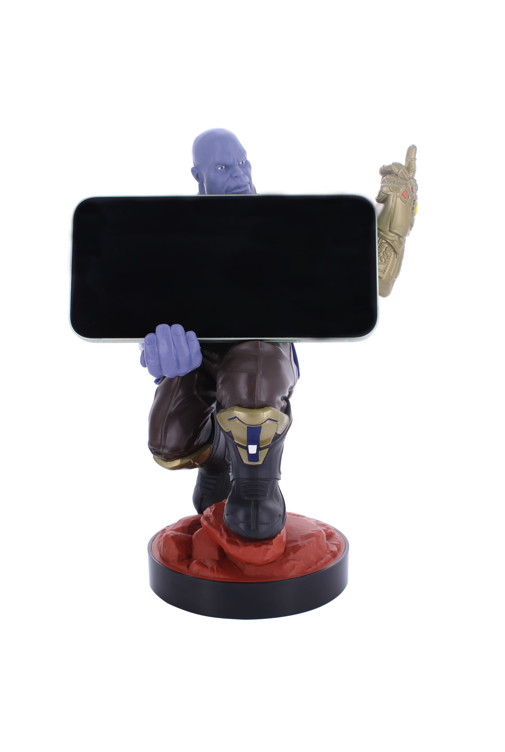 Eine Thanos-Figur hält ein Telefon. Der Telefonbildschirm ist schwarz.