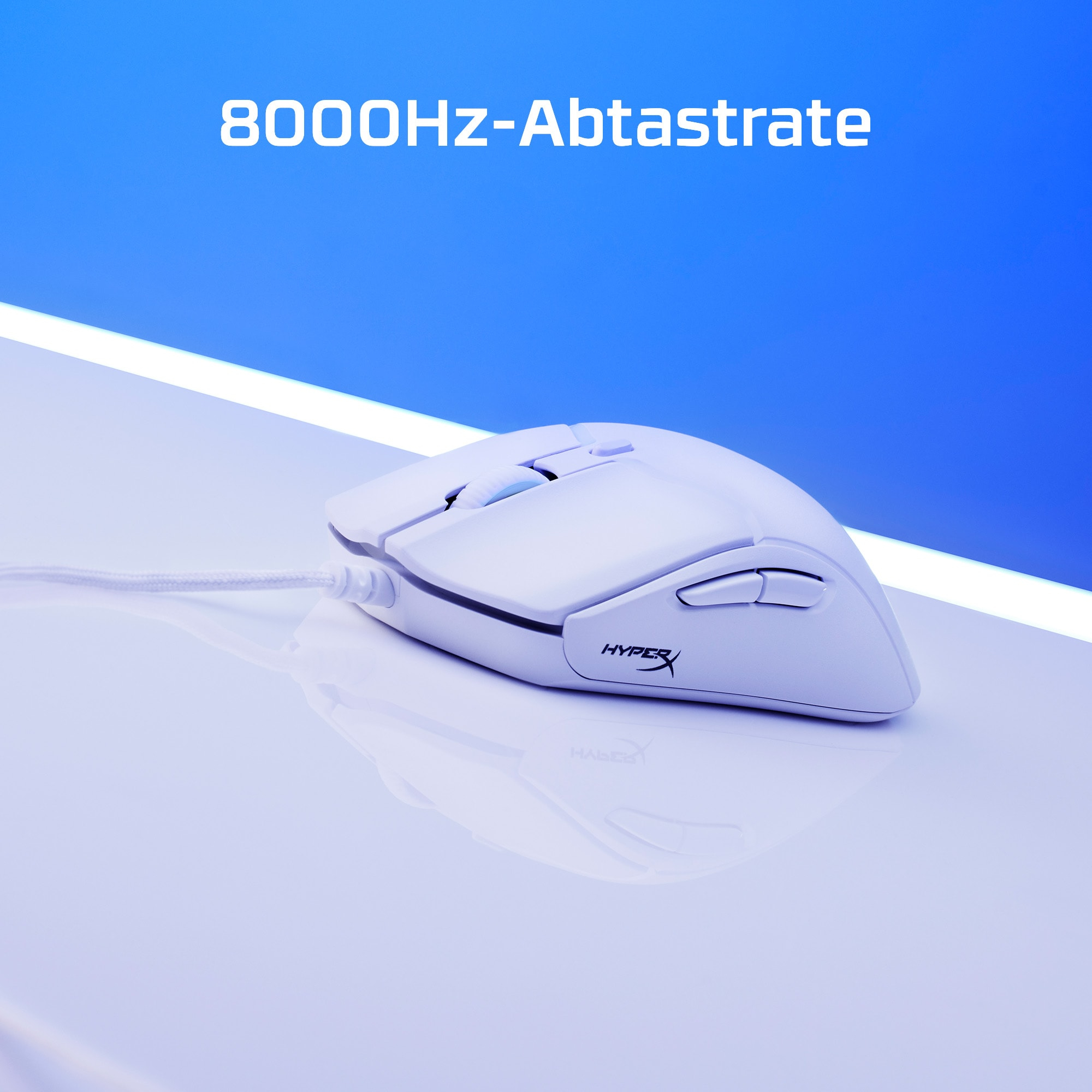 Weiße Gaming-Maus mit HyperX-Logo auf heller Oberfläche, Text: 8000Hz-Abtastrate.