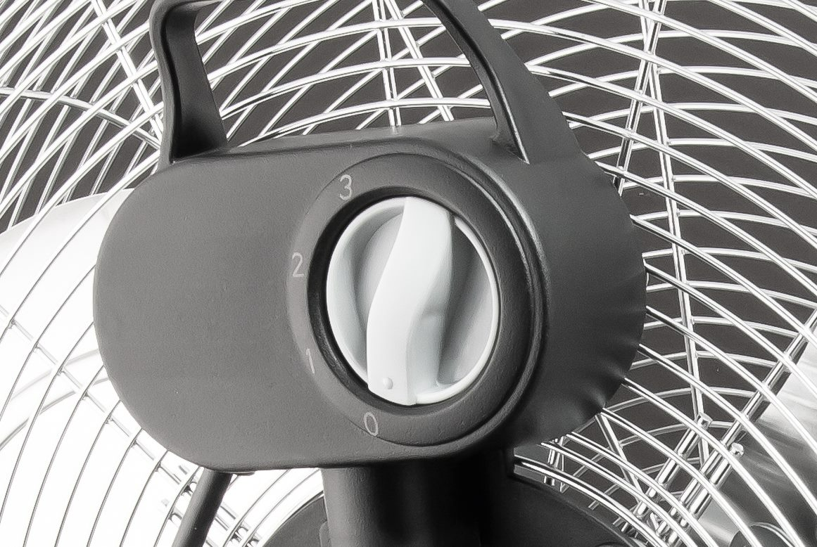 A ventilátor sebességszabályozójának közeli képe a 0,1,2,3 számokkal.