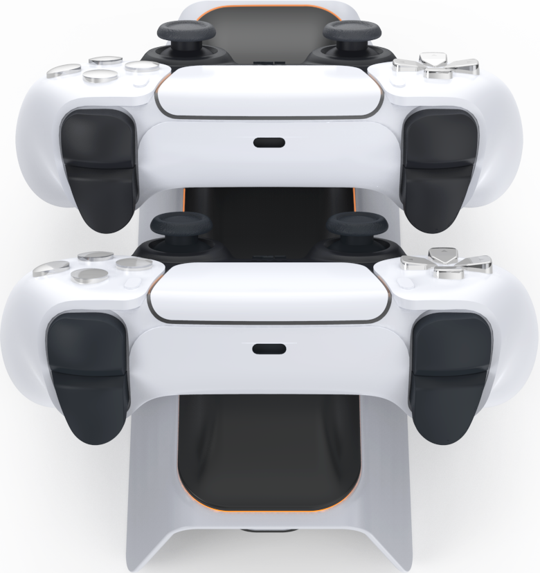 Deux manettes blanches PlayStation 5 empilées sur une station de charge, blanc et noir.