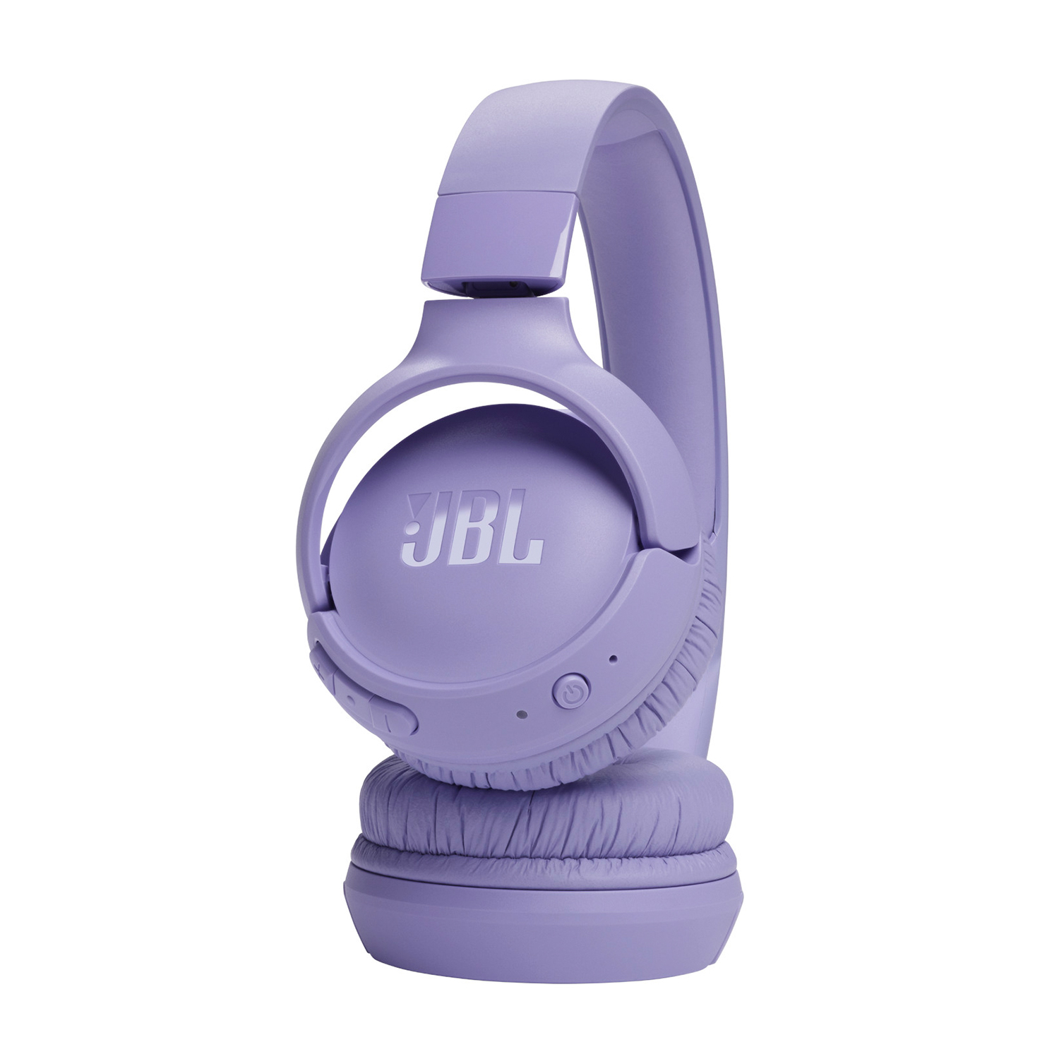 Cuffie JBL viola, vista laterale. Il logo del marchio è sul lato del padiglione auricolare.