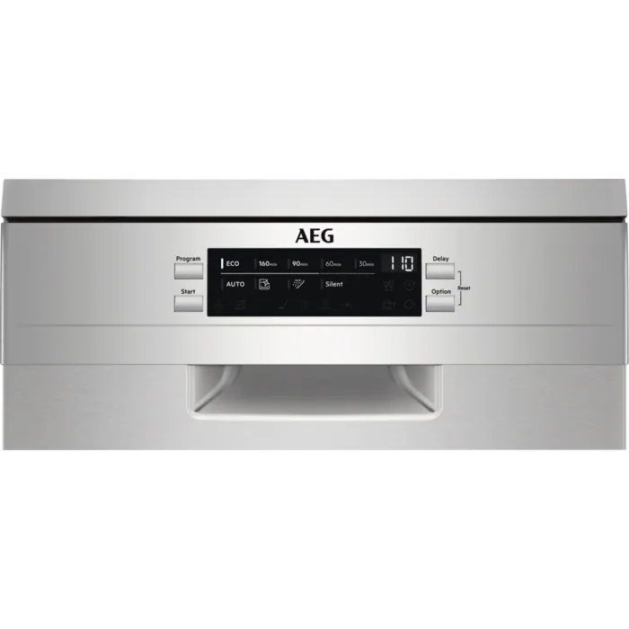 Frente de lavavajillas plateado con controles. El logotipo de AEG se muestra encima del panel de control.