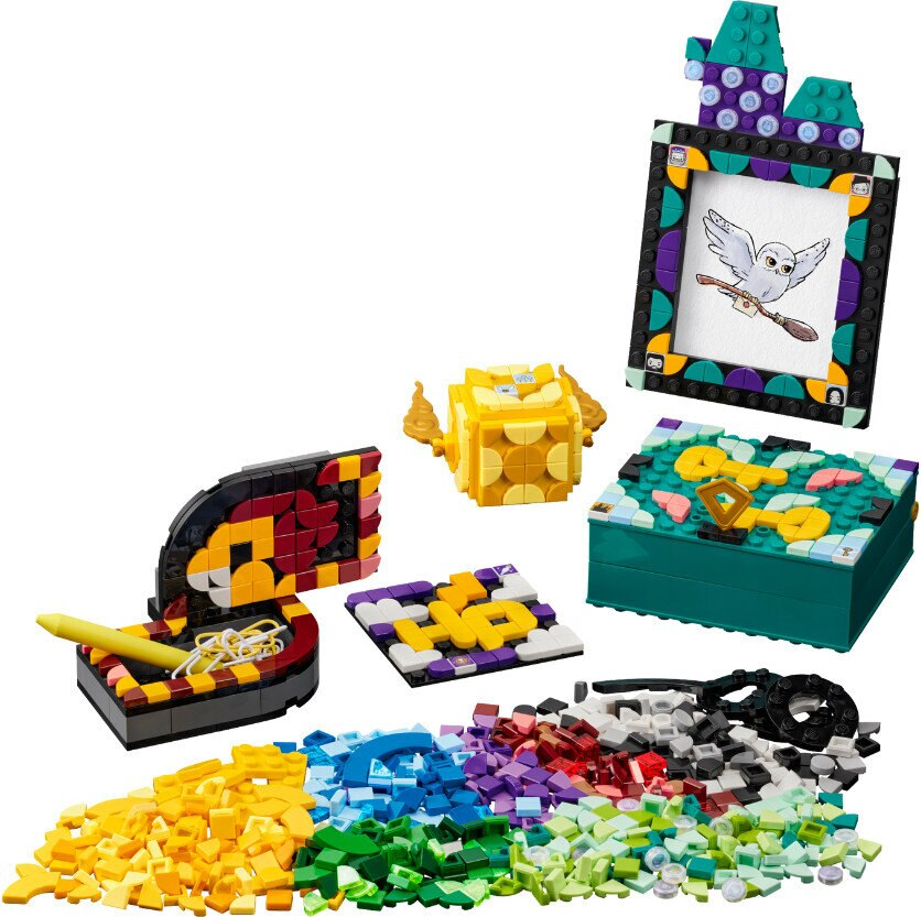 Klocki LEGO Dots - Zestaw na biurko z Hogwartu 41811