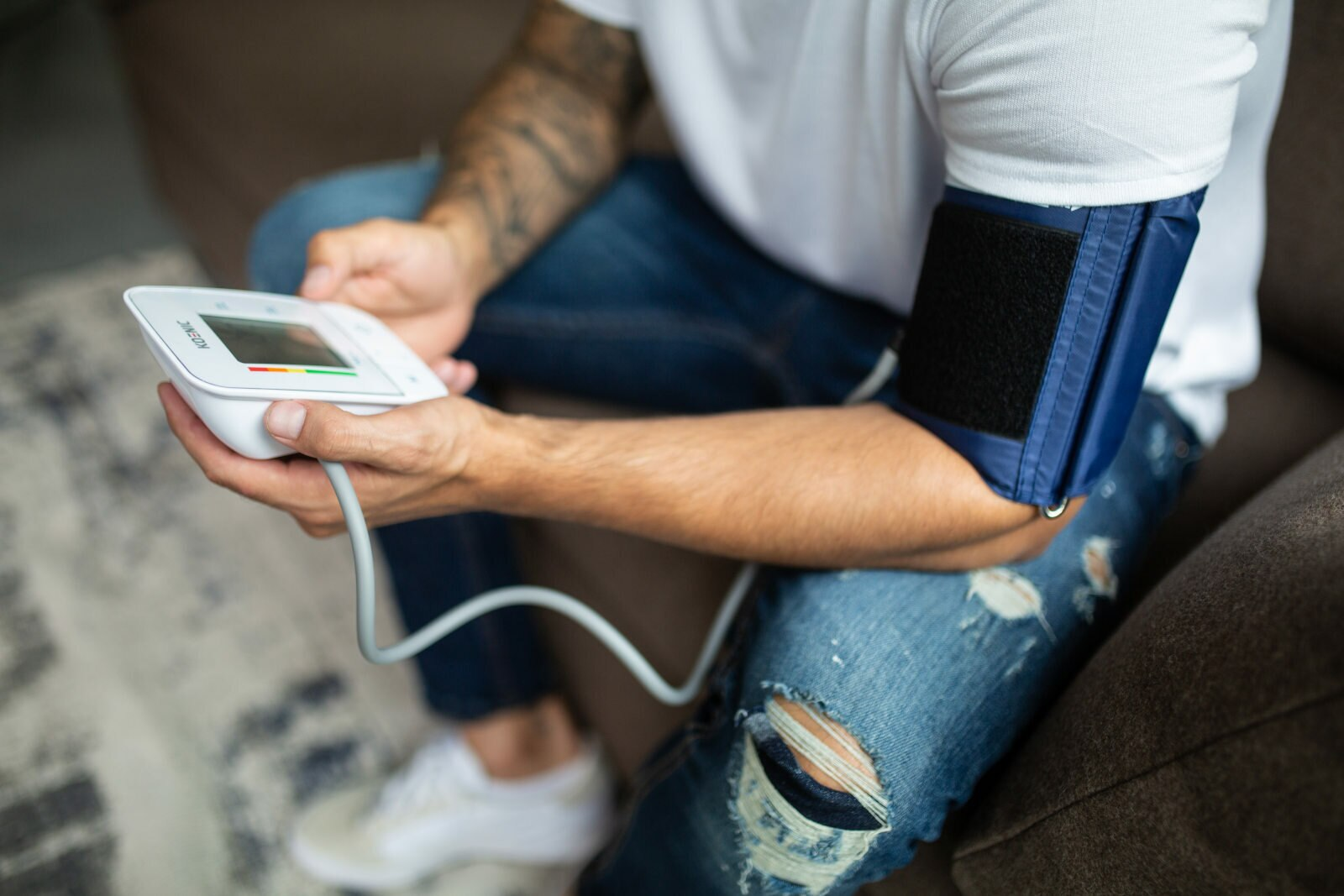 Ciśnieniomierz KOENIC KBP 2020