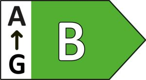 Ein Energielabel mit einer grünen B-Bewertung, einem Pfeil nach oben und den Buchstaben A und G.