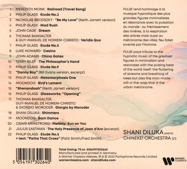 CD-Cover mit Trackliste, Künstlerinfo und Text. Enthält ein monochromatisches Foto einer Band.