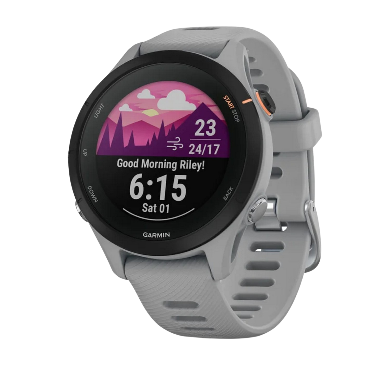 Montre de sport grise, écran noir affiche l'heure, la météo et texte Good Morning Riley! sur le cadran.