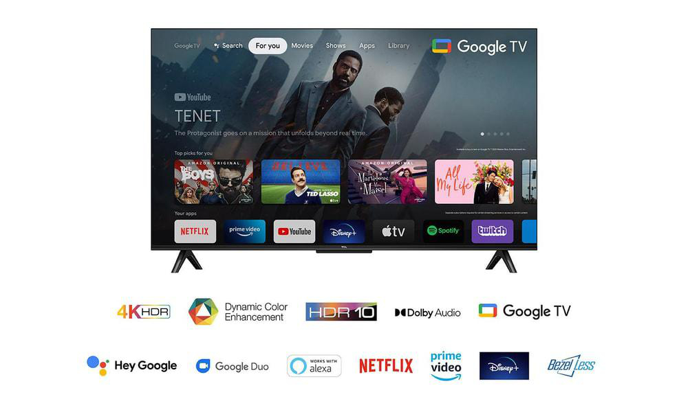 TV-Bildschirm zeigt Streaming-Dienst mit Filmszene. Google TV-Logo sichtbar.
