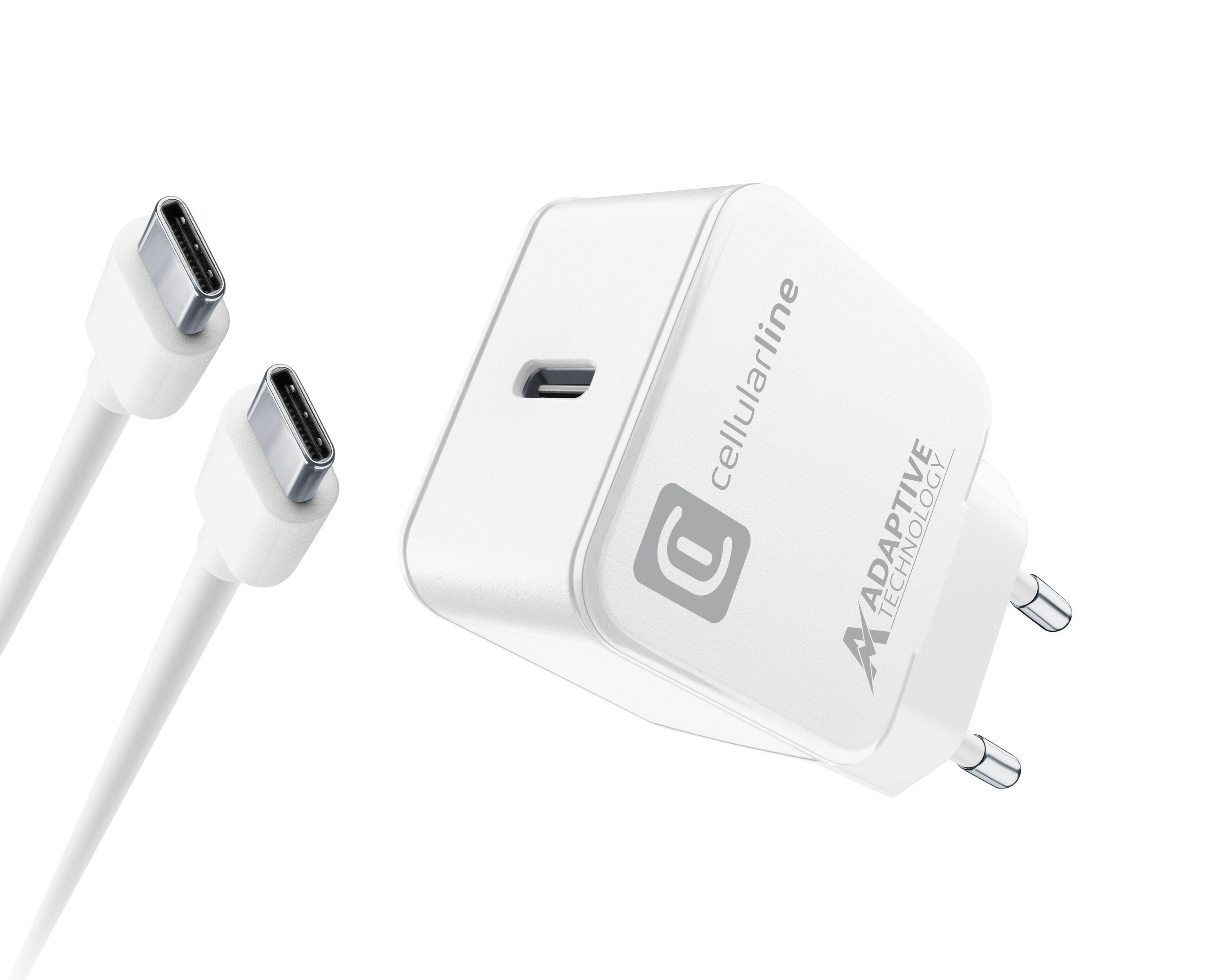 Weißes Cellularline-Ladegerät mit zwei weißen USB-C-Kabeln links. Weißer Hintergrund.