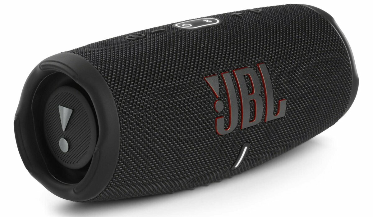 Amazon.com: JBL Charge 5 (Squad) + Bundle with Case Logic
