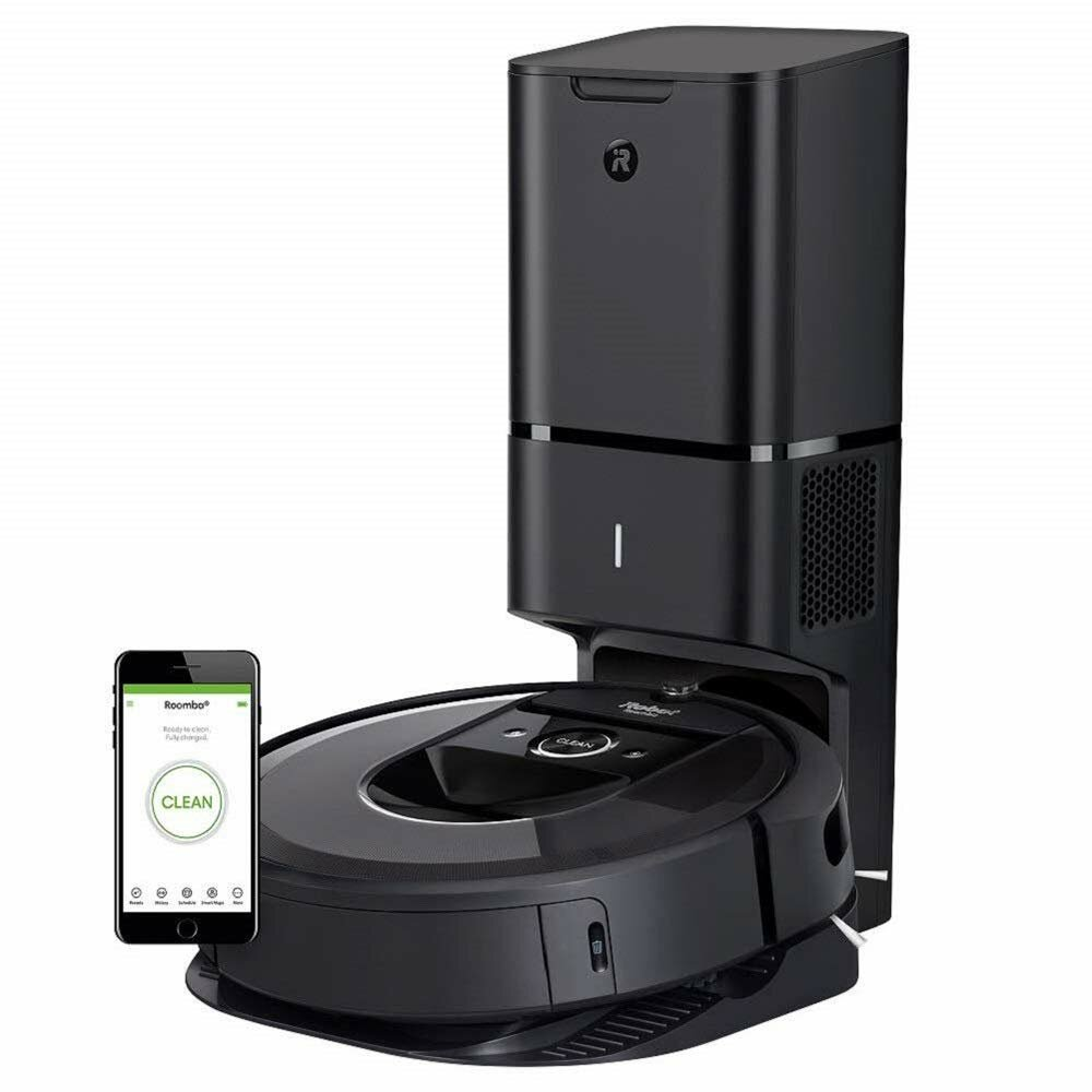 Czarny odkurzacz Roomba ze stacją ładującą i telefonem pokazującym 'clean' na białym tle.
