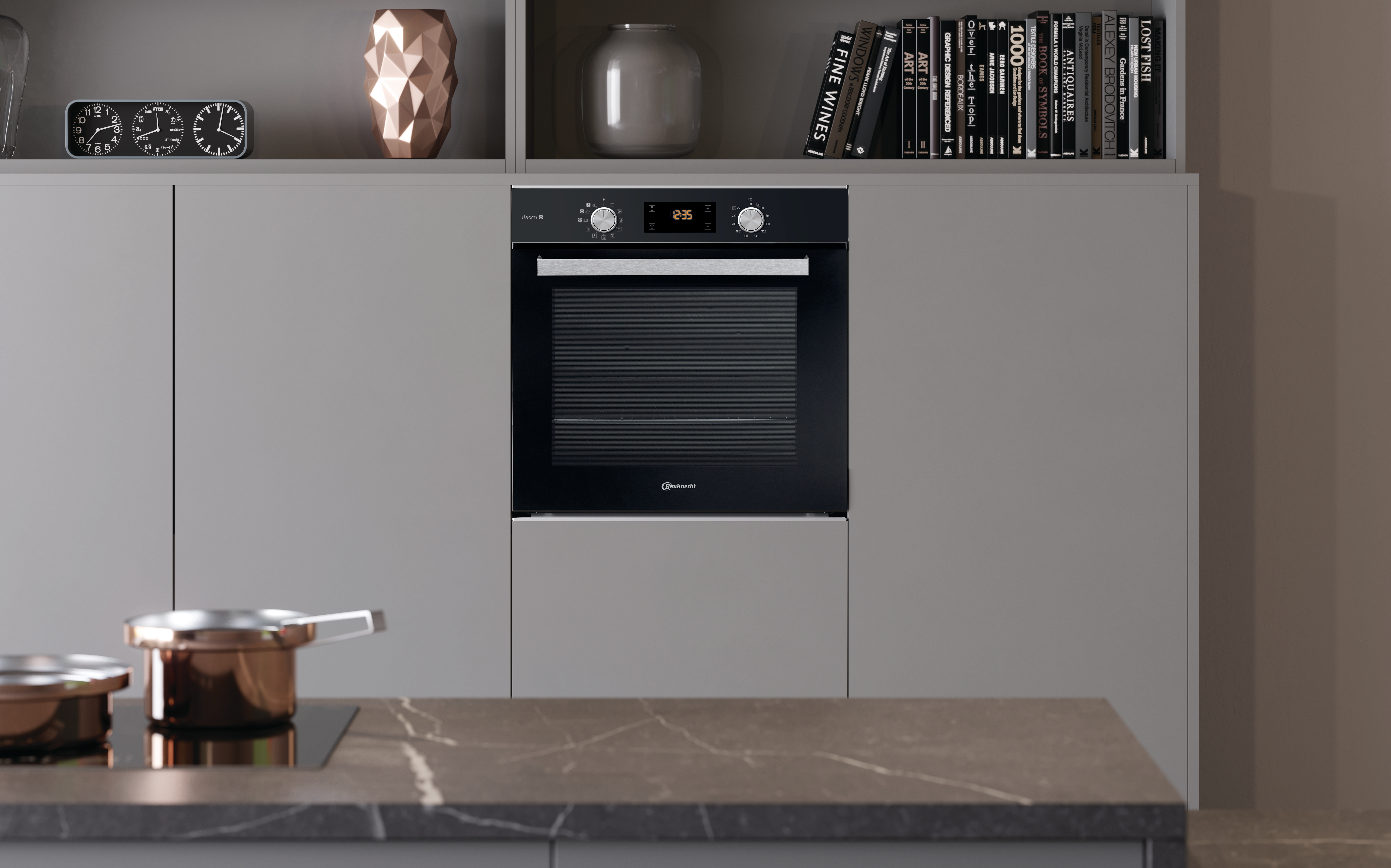 Einbau-Backofen schwarz mit Digitalanzeige, über einer Arbeitsplatte.