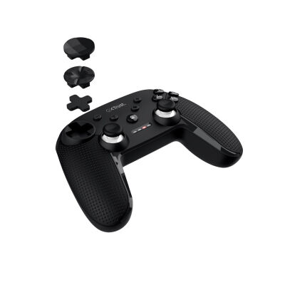 Un mando de juego negro con botones desmontables, sobre un fondo blanco.