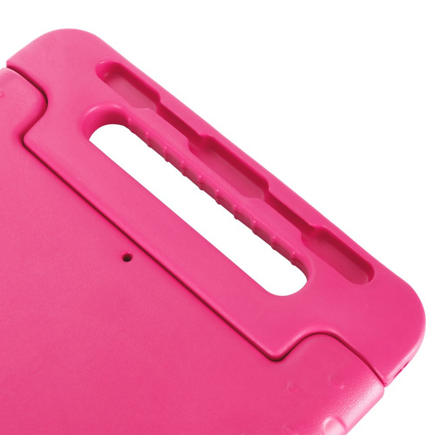 Un étui rose avec une poignée. La poignée a des ouvertures pour les doigts. L'étui est en plastique.