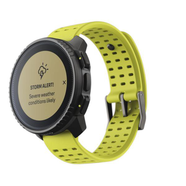 Gelbe Smartwatch mit Gewitterwarnung auf dem Bildschirm und gelbem Armband.