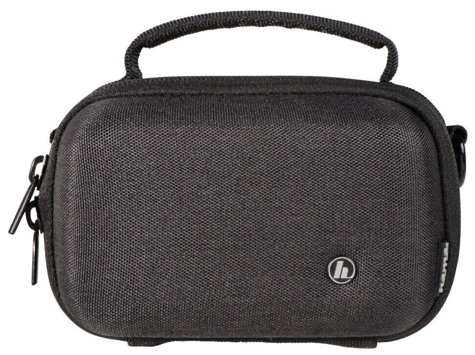 Czarny futerał na aparat z uchwytem i zamkiem błyskawicznym. Ma małe logo.