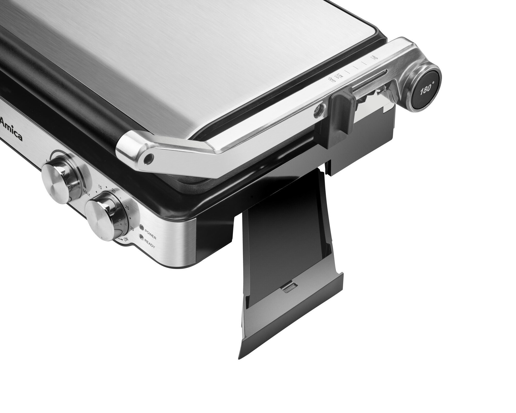 Grill Amica ze stali nierdzewnej z czarnym panelem i pokrętłami.