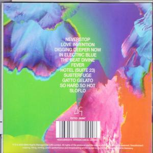 Album-Rückseite mit Songliste, Barcode und abstrakter bunter Kunst.