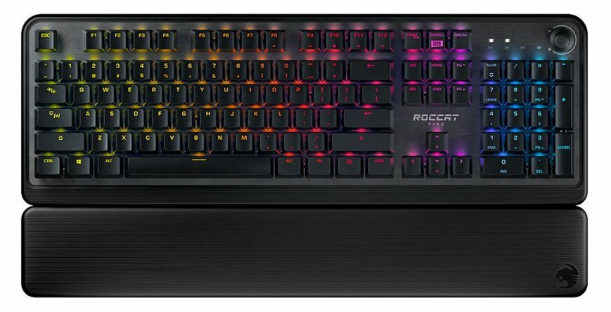 Czarna klawiatura z podświetlanymi klawiszami. Widoczne logo ROCCAT Pyro. Z podpórką pod nadgarstek.