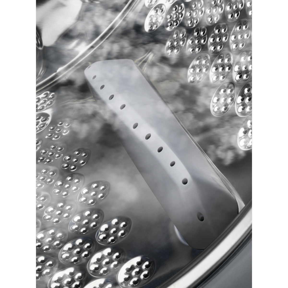 Pralka AEG L7FEC48SP