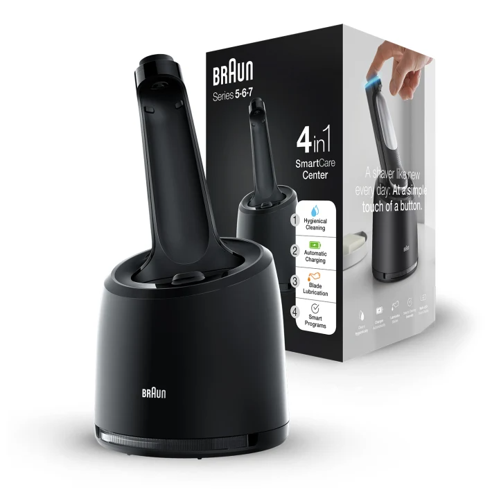 Braun Series 5-6-7 SmartCare Center. Egy fekete töltőállomás borotvával és csomagolásával.