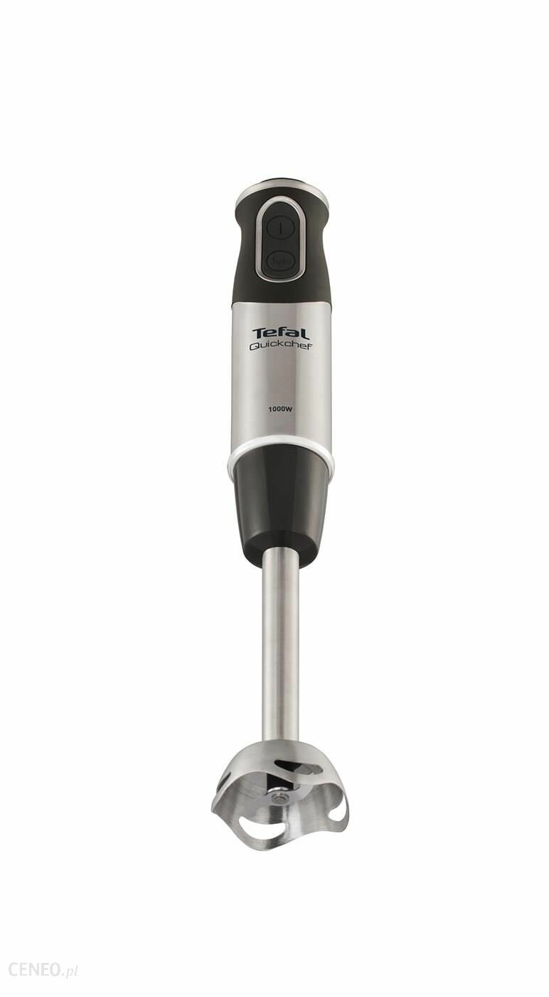 Srebrno-czarny blender ręczny Tefal Quickchef, pionowo na białym tle.
