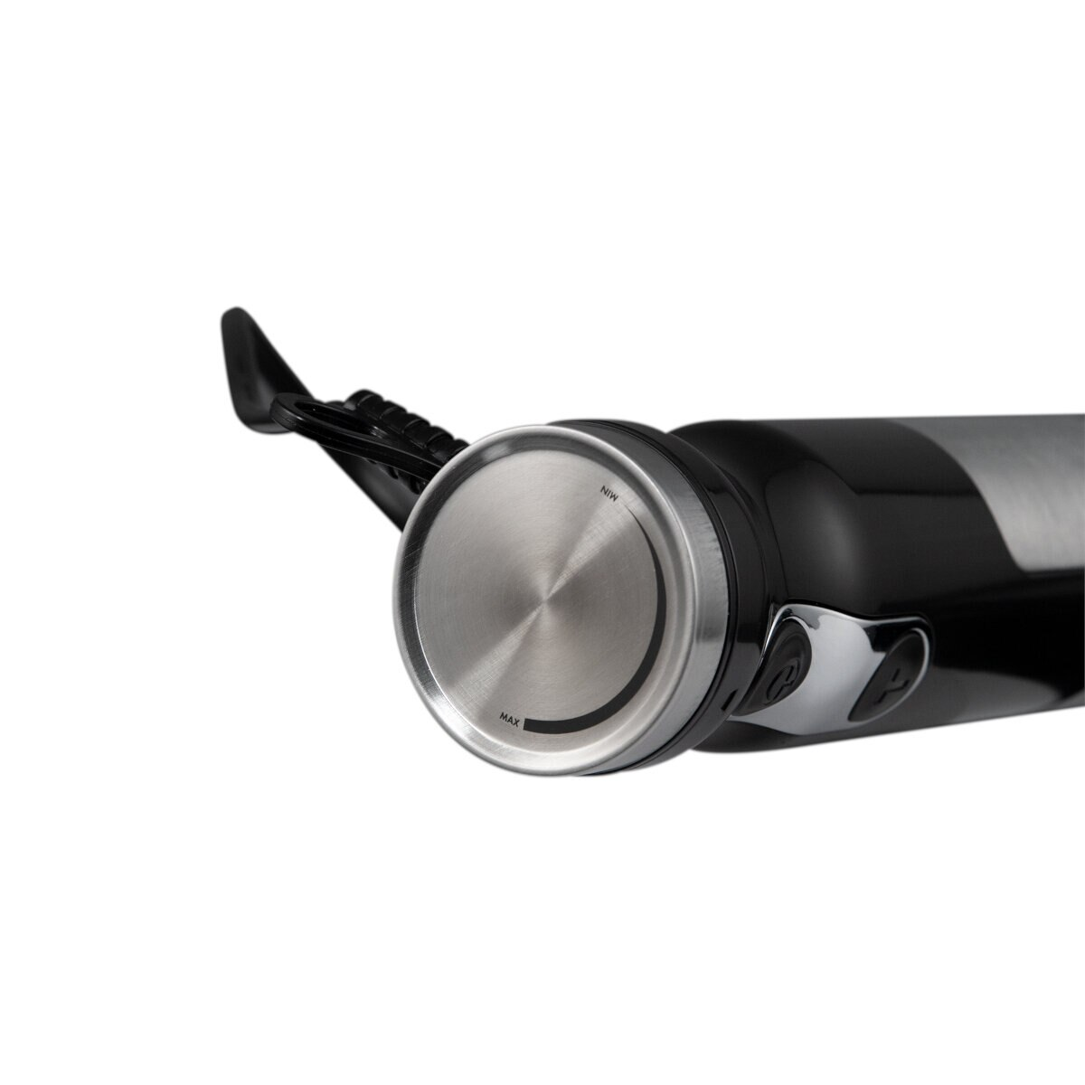 Zbliżenie pokrętła regulacji temperatury czarnego i srebrnego czajnika elektrycznego, ustawione na 'MAX'.