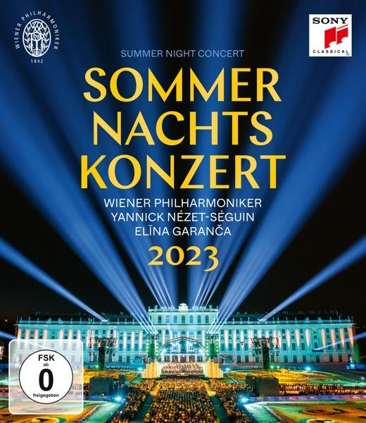 Blu-ray-Cover von „Sommernachtskonzert“ 2023 mit Nachtansicht eines Gebäudes.