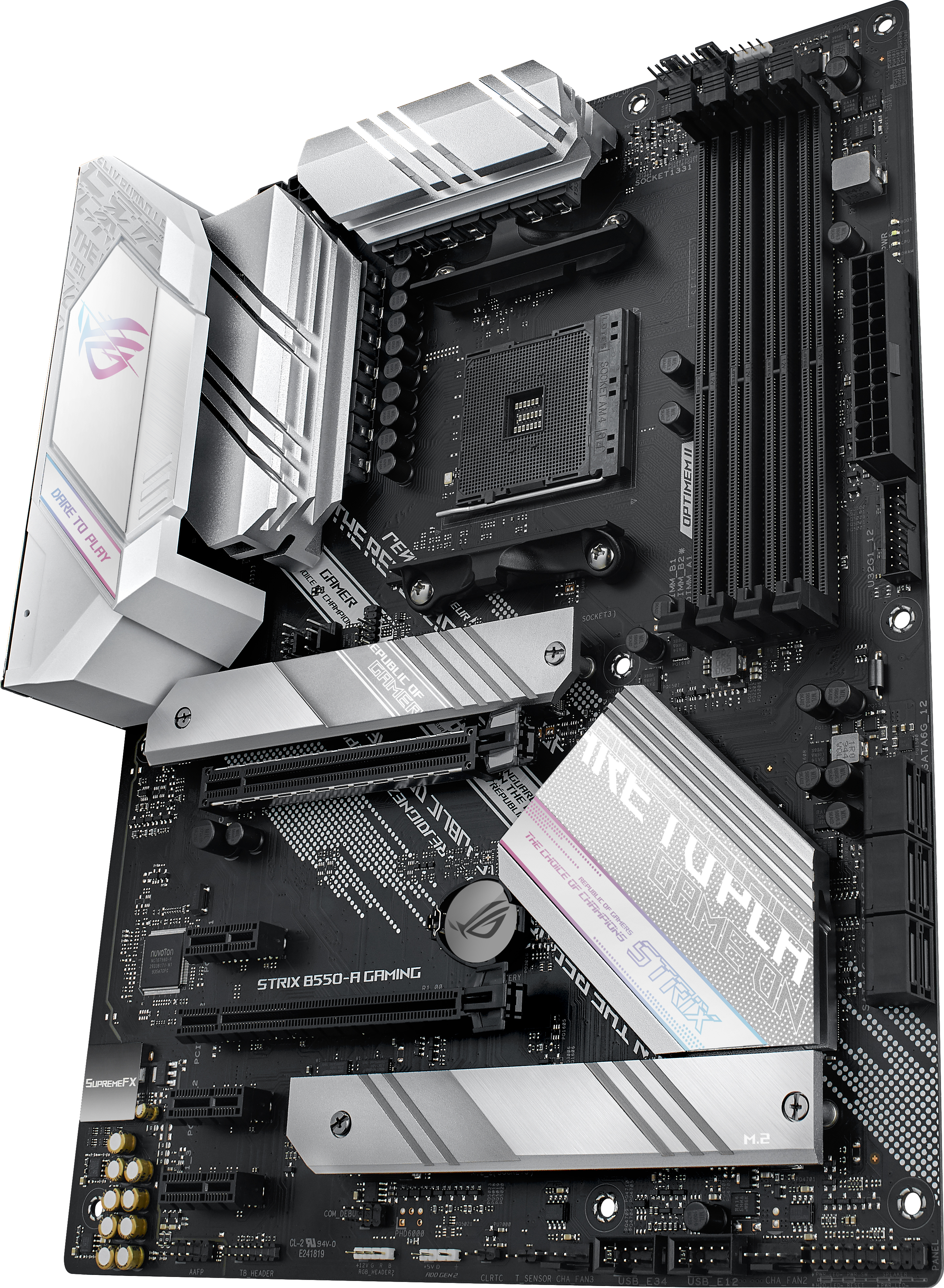 Ein Computer-Motherboard mit silbernen und weißen Akzenten, RAM-Steckplätzen und verschiedenen Anschlüssen.