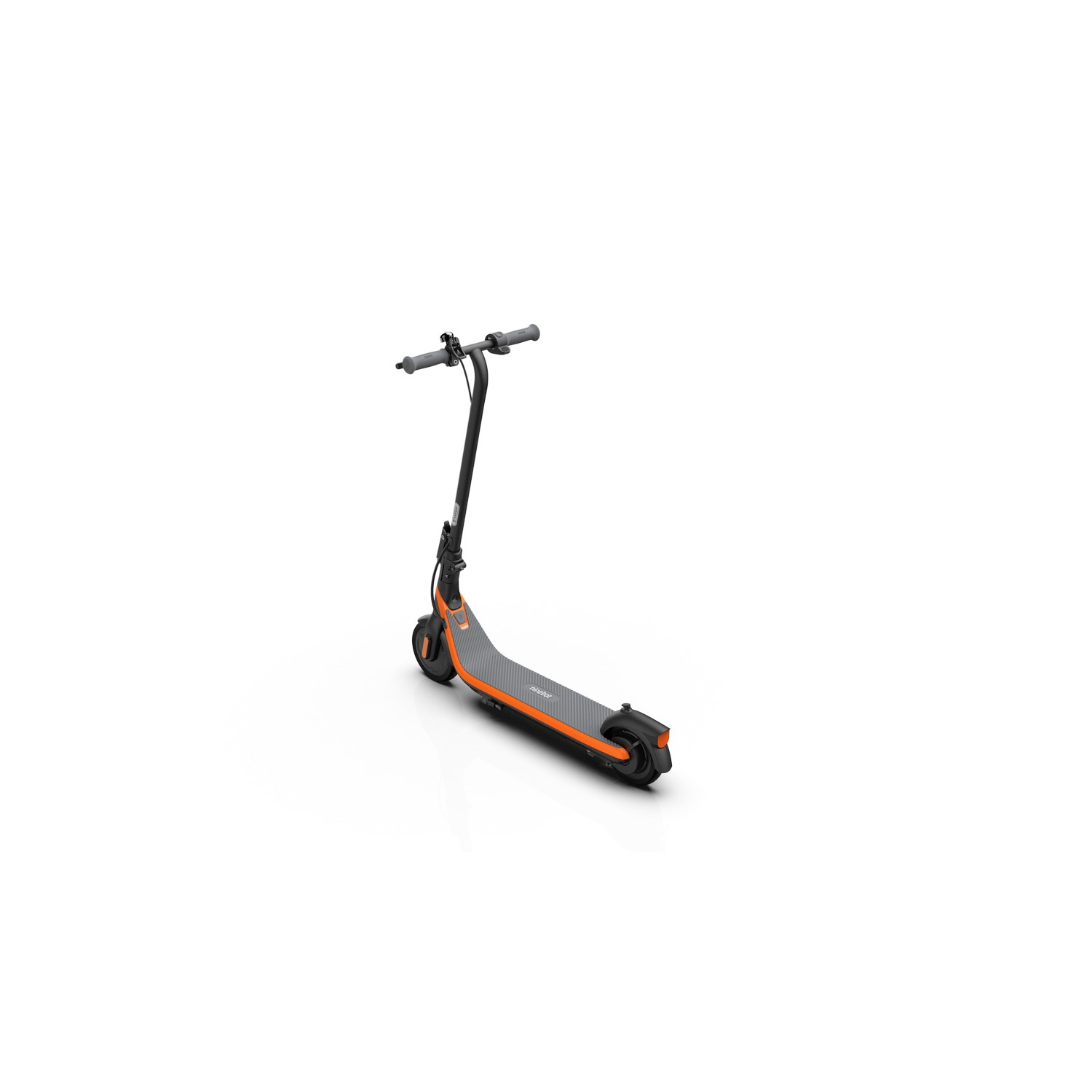 Een oranje en zwarte elektrische scooter op een witte achtergrond.