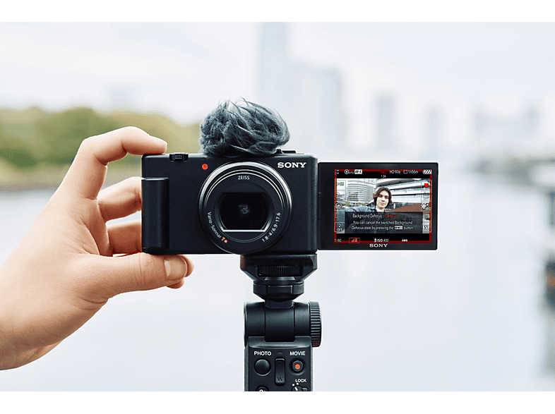 SONY ZV-1 II Vlog Digitalkamera Schwarz, 2.7x opt. Zoom, Xtra Fine Selfie-Touchdisplay, WLAN