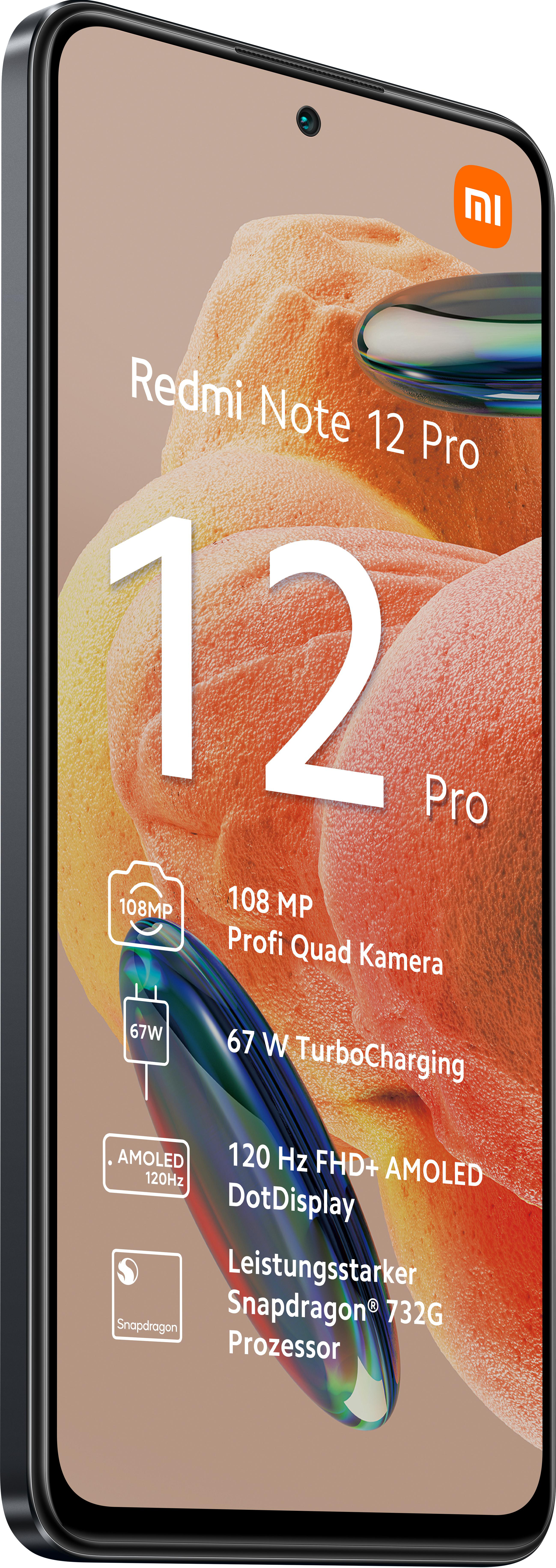 Smartphone mit Funktionen wie 108MP Kamera und 120Hz Display, orangefarbener Hintergrund.